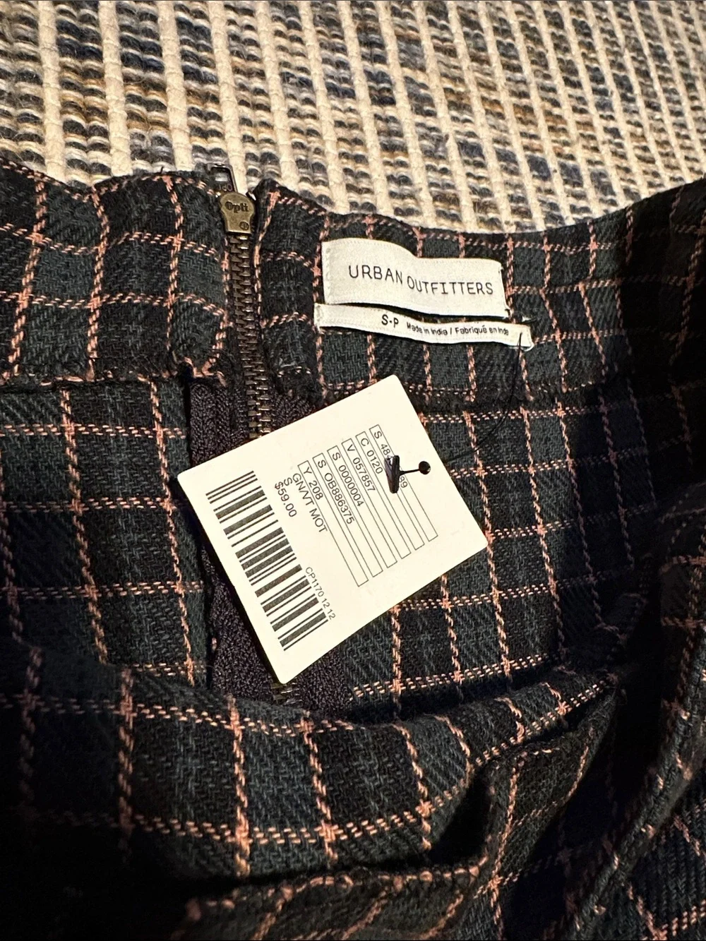 Urban Outfitters mix it